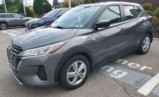 2022 Nissan Kicks S