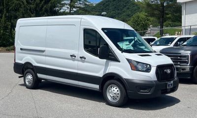 2026 Ford Transit Medium Roof