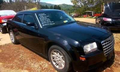 2005 Chrysler 300 Base