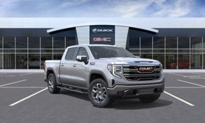 2026 GMC Sierra SLT