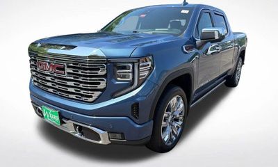 2025 GMC Sierra Denali