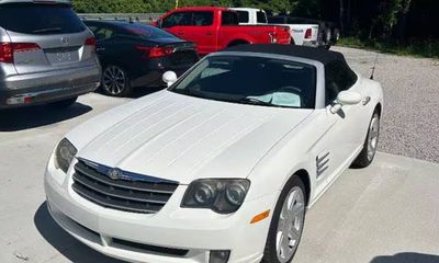 2005 Chrysler Crossfire Base