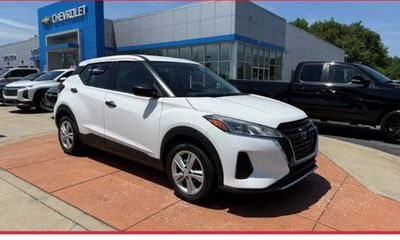 2022 Nissan Kicks S