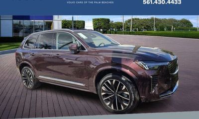 2026 Volvo XC90 Core