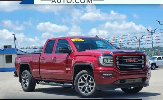 2018 GMC Sierra SLT