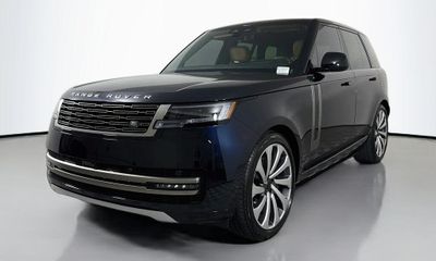2026 Land Rover Range SE