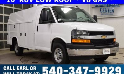 2025 Chevrolet Express 3500 Cutaway 139