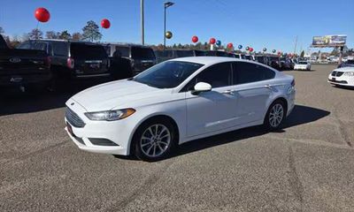 2017 Ford Fusion SE