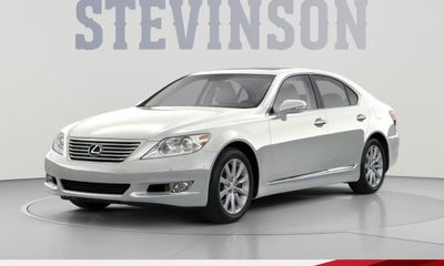 2010 Lexus LS 460