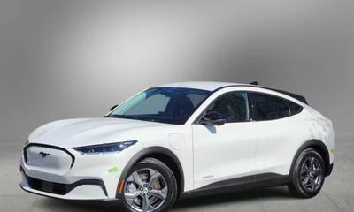 2023 Ford Mustang Mach-E Select