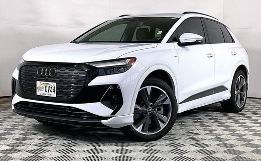 2024 Audi Q4 Premium Plus