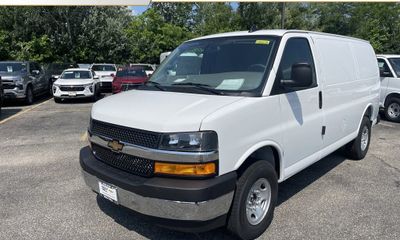 2025 Chevrolet Express EXT