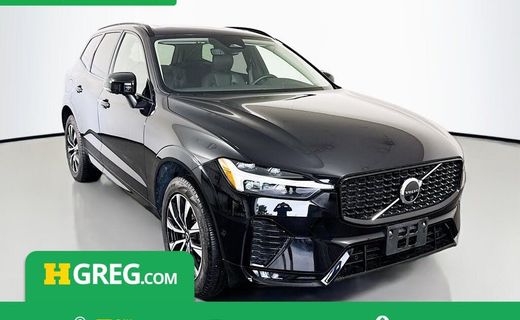 2025 Volvo XC60 Plus Dark