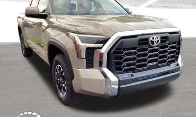2026 Toyota Tundra SR5