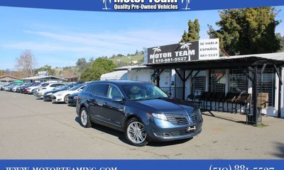 2019 Lincoln MKT Reserve
