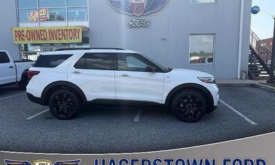 2023 Ford Explorer ST Line