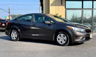 2017 Kia Forte LX Base