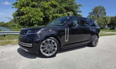 2026 Land Rover Range SE