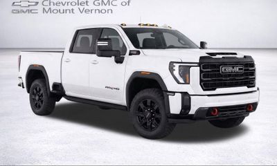 2025 GMC Sierra HD AT4
