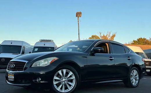 2011 Infiniti M37 X