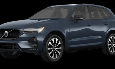 2025 Volvo XC60 Plus Dark