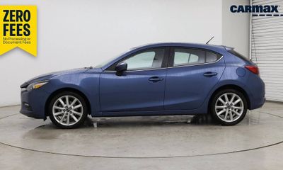 2017 Mazda MAZDA3 Touring