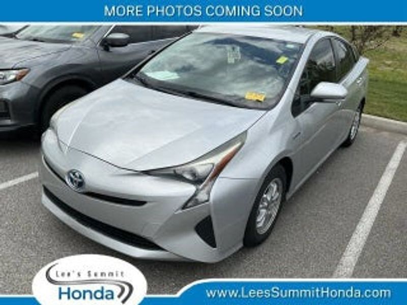 2018 Toyota Prius — a typically priced live listing