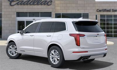 2024 Cadillac XT6 Luxury
