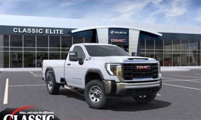 2023 GMC Sierra HD AT4