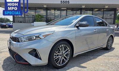 2022 Kia Forte GT Line