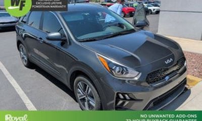 2022 Kia Niro LXS