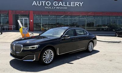2022 BMW 740LI 740I