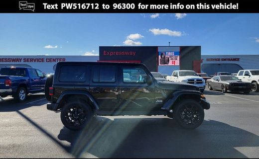 2023 Jeep Wrangler Sahara 4XE
