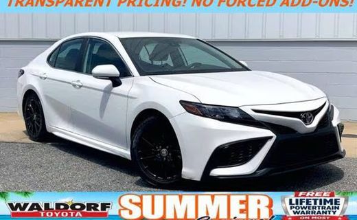 2024 Toyota Camry SE