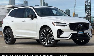 2026 Volvo XC60 Ultra Dark