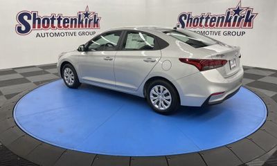 2022 Hyundai Accent SE SEL
