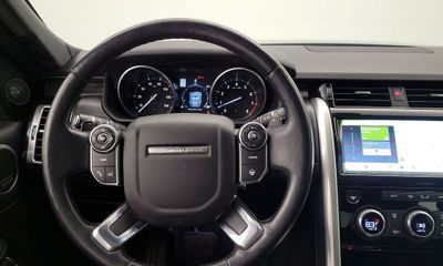 2017 Land Rover Discovery HSE Luxury