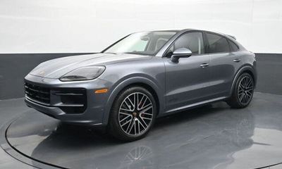2026 Porsche Cayenne GTS