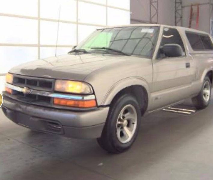 2000 Chevrolet S 10 Pickup — a typically priced live listing