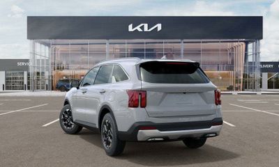 2025 Kia Sorento S