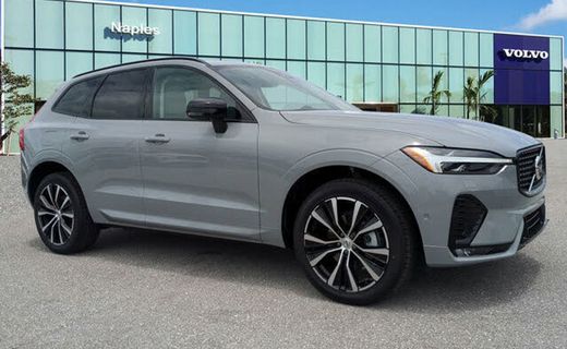 2024 Volvo XC60 Plus Dark