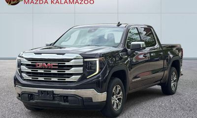 2022 GMC Sierra SLE