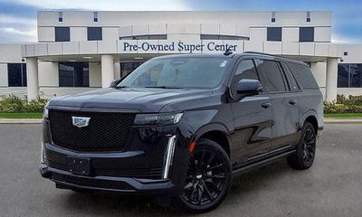 2023 Cadillac Escalade ESV Sport Platinum
