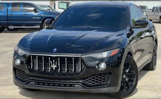 2018 Maserati Levante Base