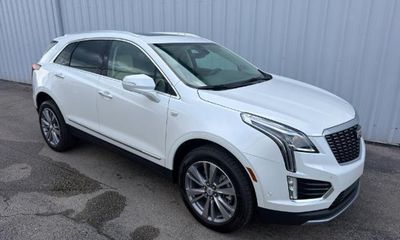 2026 Cadillac XT5 Premium Luxury