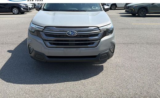 2025 Subaru Forester Premium Base