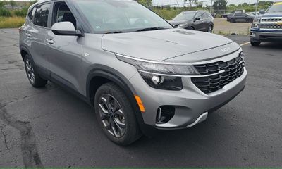 2024 Kia Seltos LX