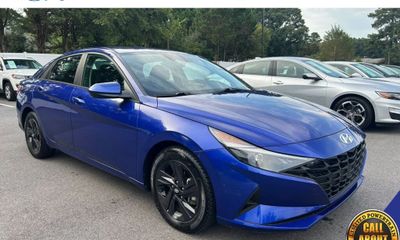 2021 Hyundai Elantra Blue