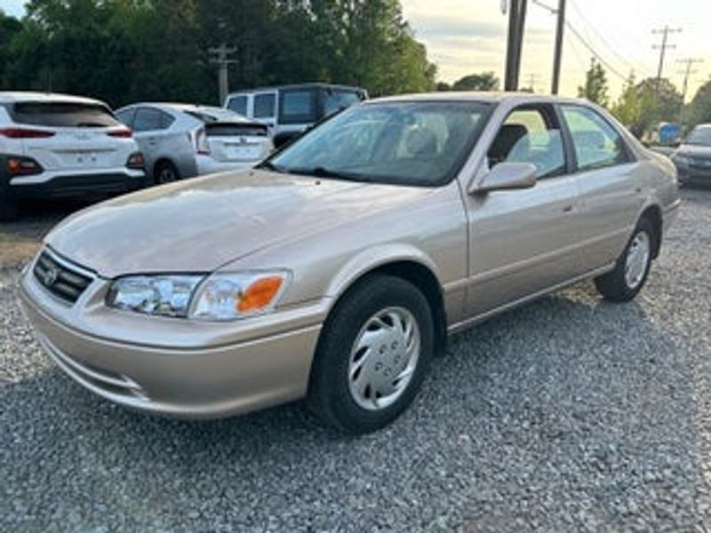 2002 Toyota Camry — a typically priced live listing