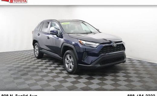 2025 Toyota RAV4 XLE